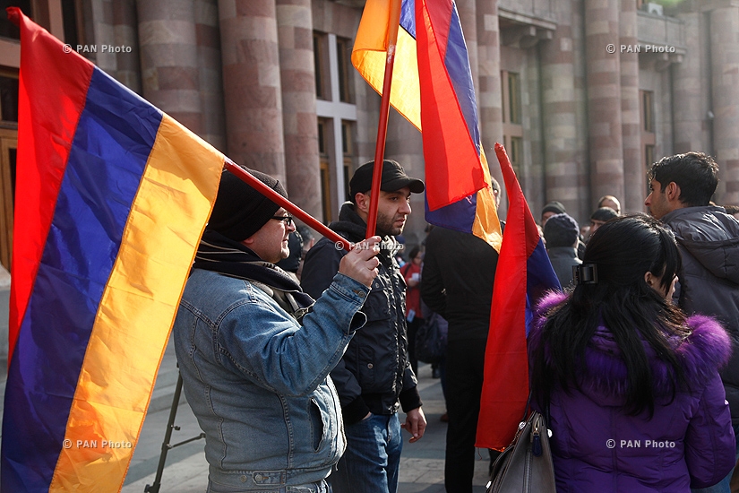 Акция против повышения цен и тяжелых социальных условий в Армении
