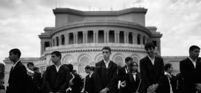 PAN Photo: Varo Rafayelyan (portfolio)