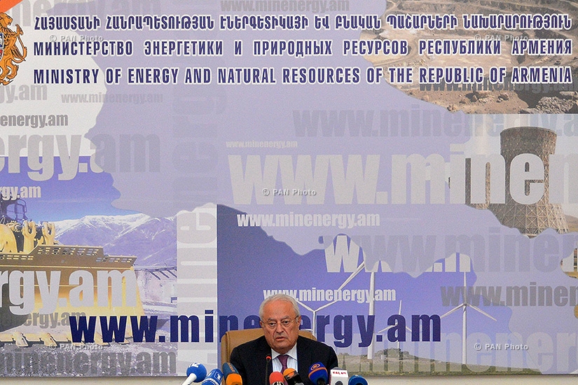 Пресс-конференция министра энергетики и природных ресурсов Армении Ерванда Закаряна