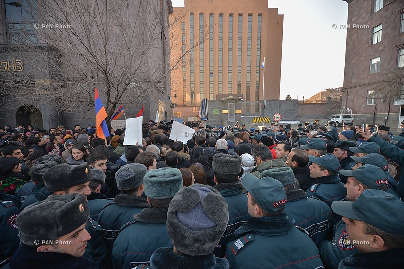 Protest in front of Russian Embassy in Armenia with demand to pass Gyumri family murderer to the Armenian side