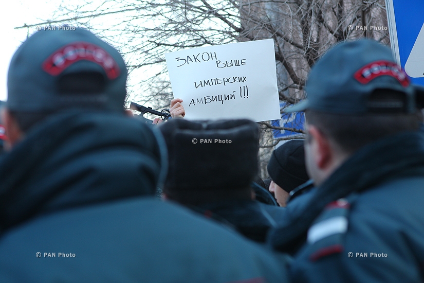 Protest in front of Russian Embassy in Armenia with demand to pass Gyumri family murderer to the Armenian side
