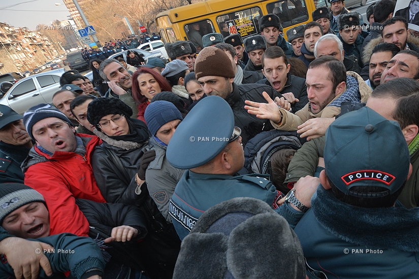 Protest in front of Russian Embassy in Armenia with demand to pass Gyumri family murderer to the Armenian side