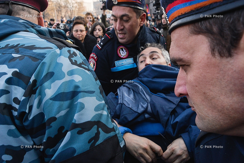 Protest in front of Russian Embassy in Armenia with demand to pass Gyumri family murderer to the Armenian side