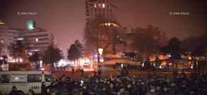 Акция протеста на Площади Свободы Армении с требованием передать армянской стороне убийцу семьи Аветисян