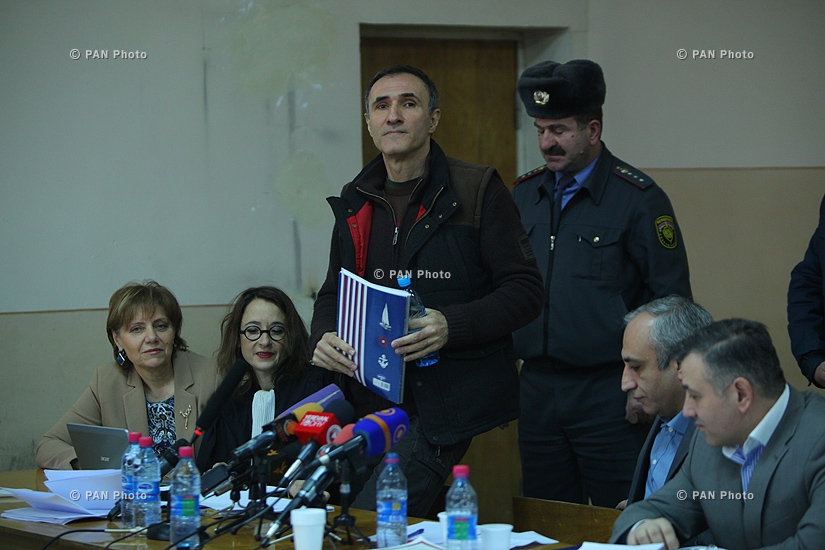 Court session on actor Vardan Petrosyan case