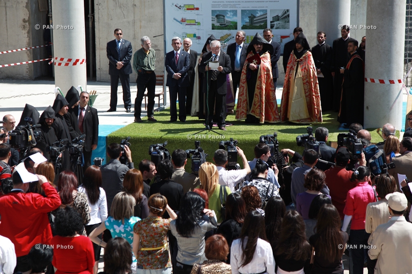 Церемонии заложения камня в основание нового научного корпуса Матенадарана им. Месропа Маштоца