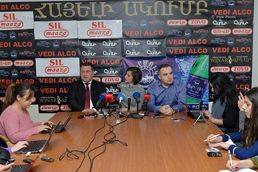 Press conference of Levon Martirosyan (RPA) and Heritage Party vice-president Armen Martirosyan