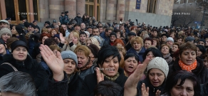 Акция протеста торговцев против внесении изменений в закон «О налоге с оборота» перед зданием Правительства и резиденции президента Армении