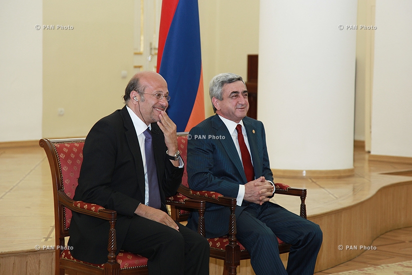 Day of celebration of First Armenian Republic Independence and handing awards to a group of prominent figures