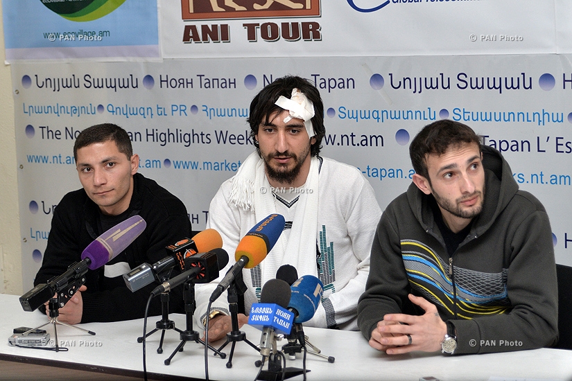 Press conference of journalists, exposed to violence on the border of Artsakh and Armenia