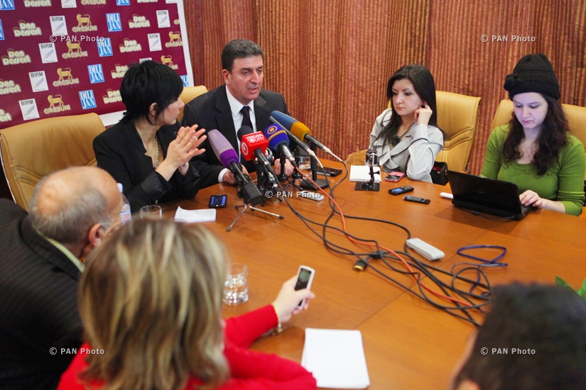 Пресс-конференция председателя общественного совета при Минобороны Армении, советника министра Гегама Арутюняна