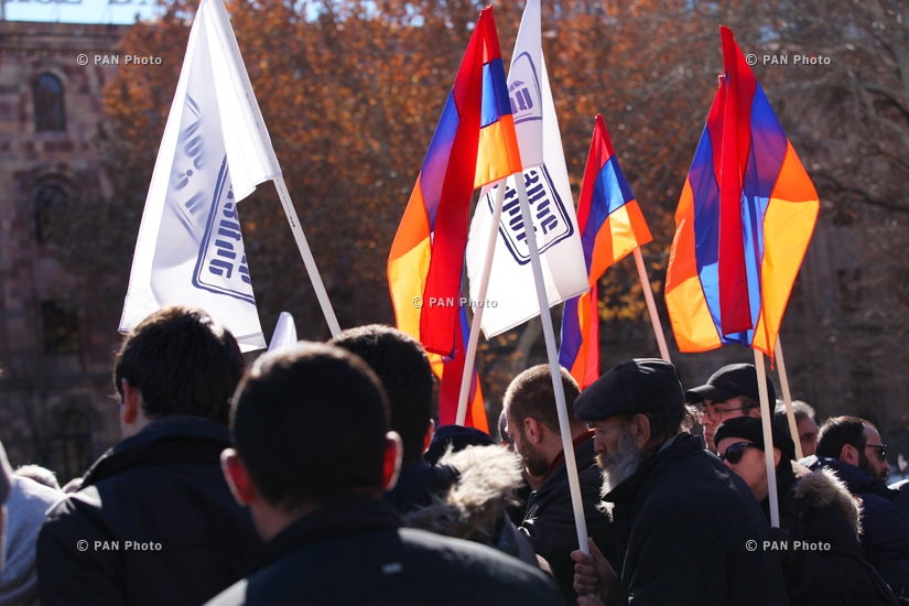 Пресс-конференцию под открытым небом в связи с инцидентом 31 января в Бердзоре