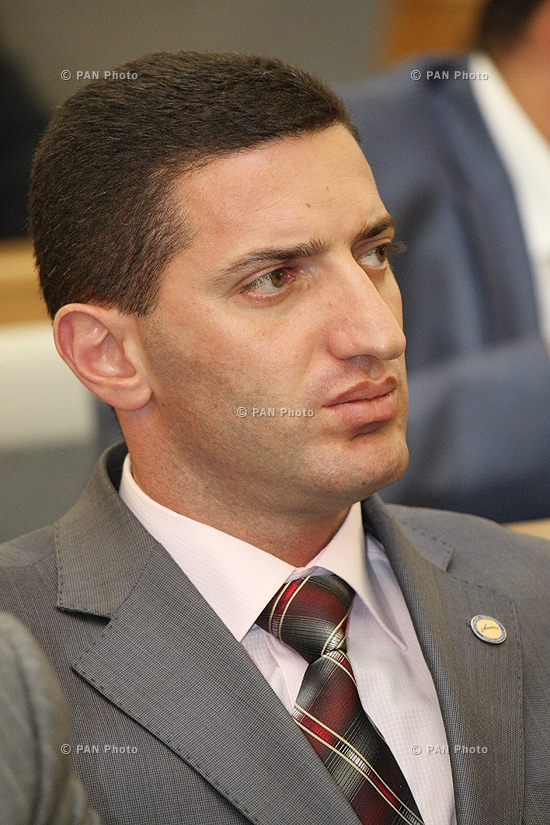 Слушания в парламенте Армении