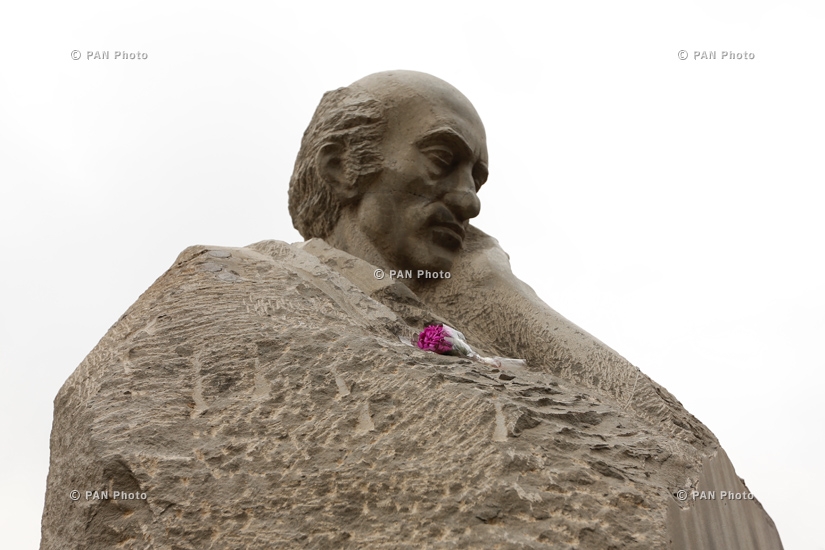 Руководство Армении отдал дань памяти писателю Гранту Матевосяну
