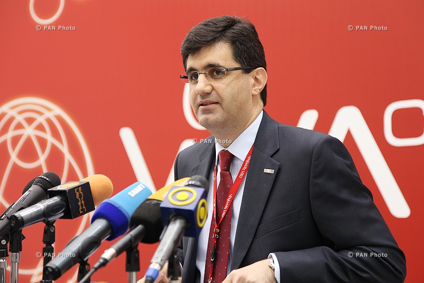 Press conference of VivaCell-MTS CEO Ralph Yirikyan