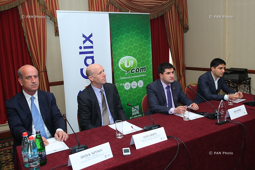 Директор компании Ucom Айк Есаян и Главный вице-президент компании Calix Энди Локарт представили результаты сотрудничества