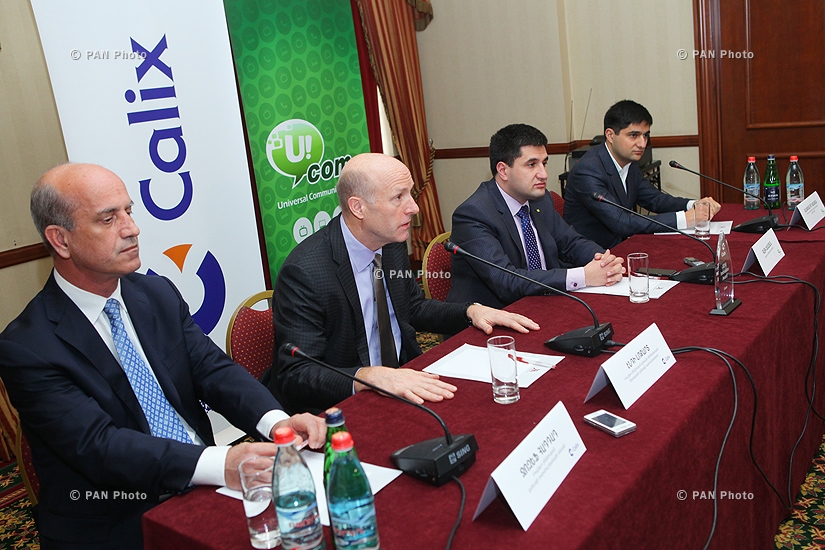 Директор компании Ucom Айк Есаян и Главный вице-президент компании Calix Энди Локарт представили результаты сотрудничества