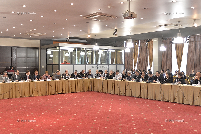 Общественное обсуждение на тему «Отчет по итогам визитов Комитета против пыток в Армению в 2013 и 2014 гг.»