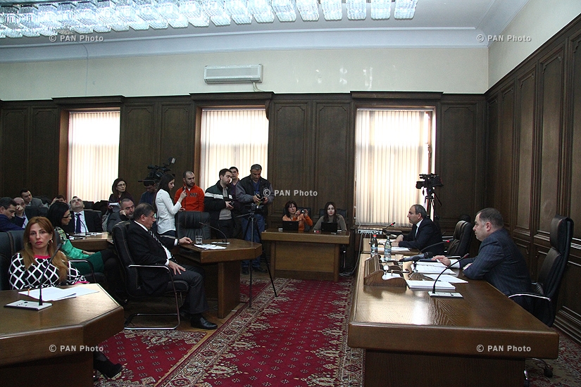 Armenian Parliament discusses the issue on the impeachment of President Serzh Sargsyan