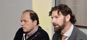 Пресс-конференция исполнительного директора ОО «Унисон» Армена Алавердяна и руководителя программ по демократии ереванского офиса ОБСЕ Оливера Маккоя