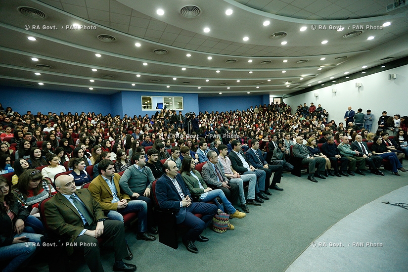 Правительство РА: Подведение итогов конкурса на получение стипендий, объявленного Молодежным фондом Армении