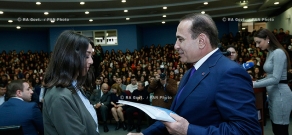 Правительство РА: Подведение итогов конкурса на получение стипендий, объявленного Молодежным фондом Армении