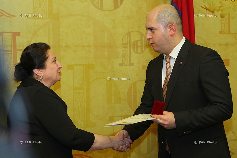  Armenian Education and Science Minister Armen Ashotyan awards teachers on occasion of Int'l Women's Day