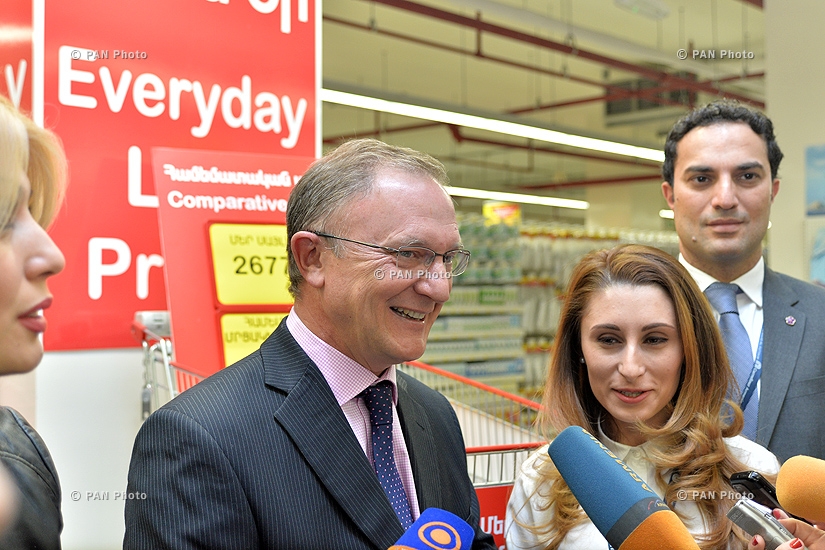 Открытие гипермаркета Carrefour в Ереване