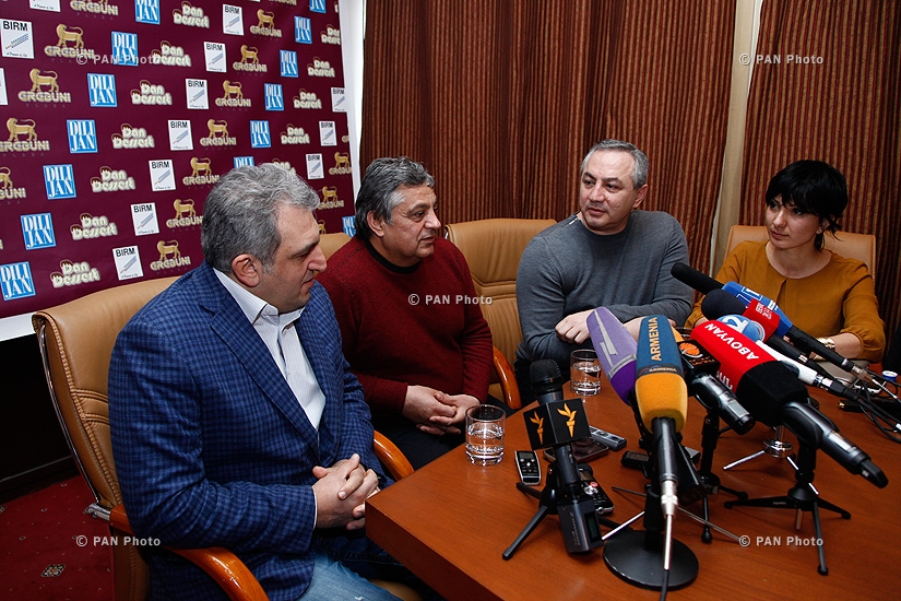 Ֆուտբոլիստ Խորեն Հովհաննիսյան մամուլի ասուլիսը