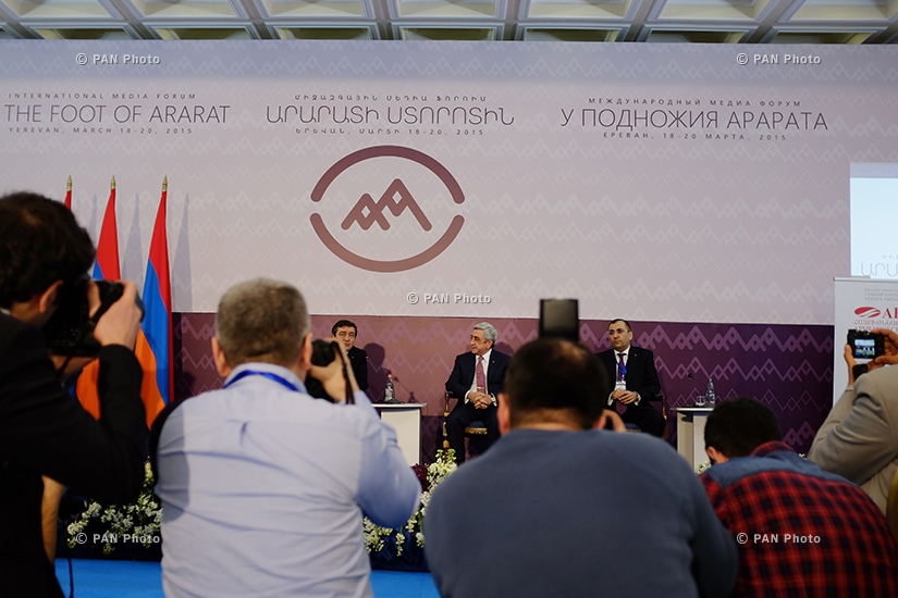  В Ереване стартовал международный медиа-форум «У подножия Арарата»