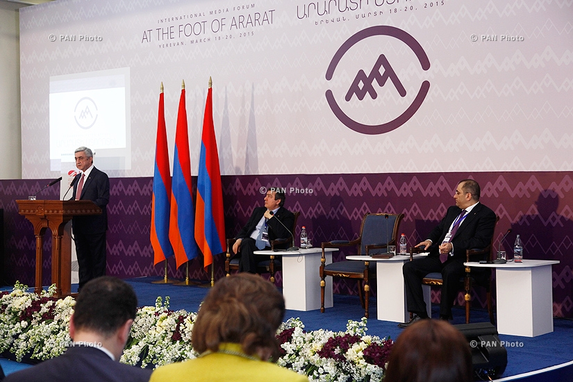  В Ереване стартовал международный медиа-форум «У подножия Арарата»