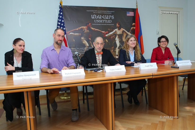 Press conference of dance theater troupe 