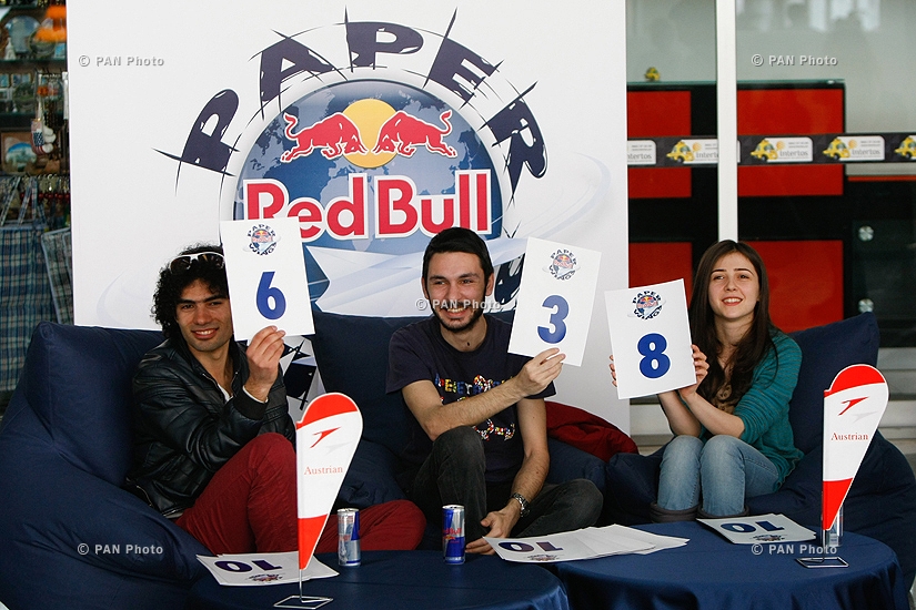 Чемпионат мира по запуску бумажных самолетиков «Red Bull Paper Wings 2015»: Финал 