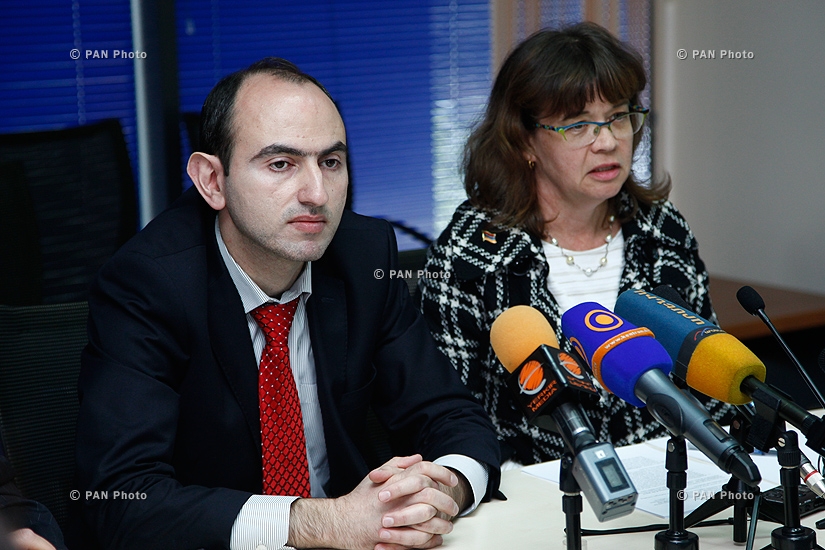 Пресс-конференция главы ереванского офиса Всемирного банка Лора Бейли