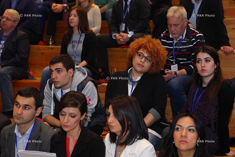 Meeting of Representatives of Armenian and Russian IT companies at Ayb High School 