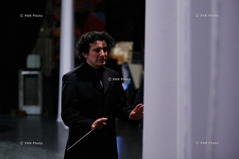 Концерт Национального филармонического оркестра Армении при участии виолончелиста Александра Чаушяна и дирижера Алена Альтиноглу
