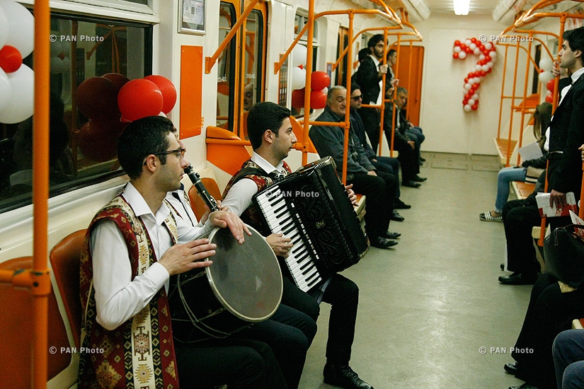 Urban folklore and serenade concerts in Yerevan metro, dedicated to Motherhood and Beauty Day