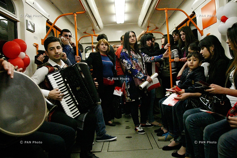 Urban folklore and serenade concerts in Yerevan metro, dedicated to Motherhood and Beauty Day