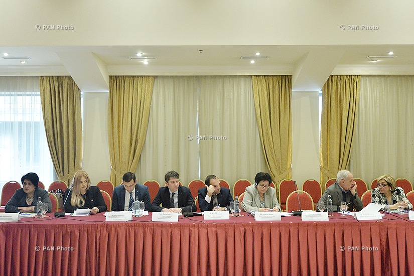 Форум «Перспективы развития сфер квартирной политики и городского планирования в Армении»