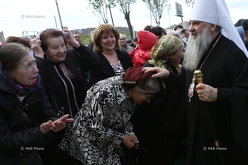  Սուրբ Խաչ ռուսական ուղղափառ եկեղեցու զանգերի և խաչերի օծման հանդիսավոր արարողությունը