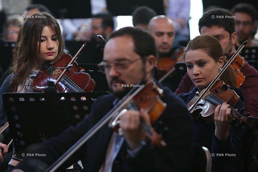 Concert rehearsal of World Symphony 24/04 Orchestra