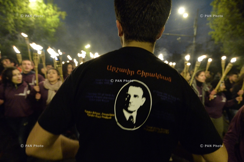 Традиционное факельное шествие, посвященное 100-ой годовщине Геноцида Армян