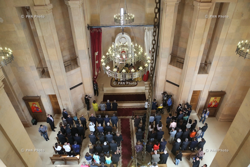 Церемония освящения новопостроенной церкви Св. Анны