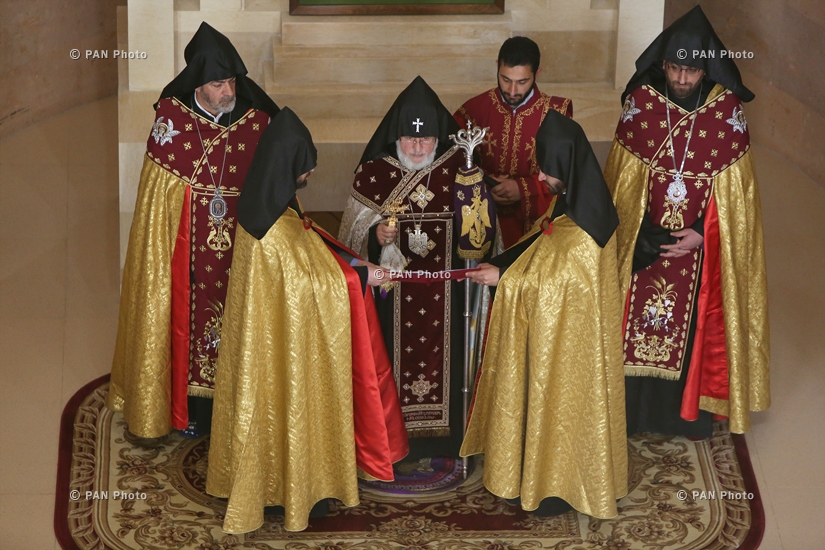 Церемония освящения новопостроенной церкви Св. Анны