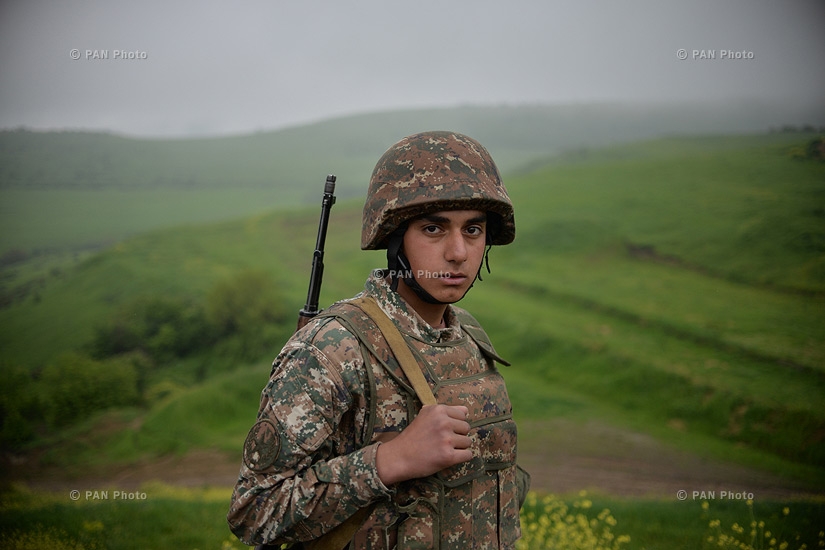 Министр обороны Армении Сейран Оганян посетил воинскую часть в Ноемберяне