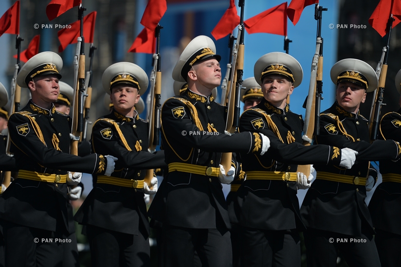 В Москве прошел парад, посвященный 70-й годовщине победы в Великой Отечественной войне