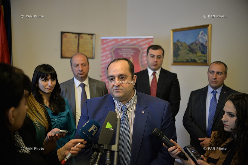 Встреча Министра юстиции Армении Ованеса Манукяна и председателя Комиссии по этике высокопоставленных должностных лиц Сирануш Саакян