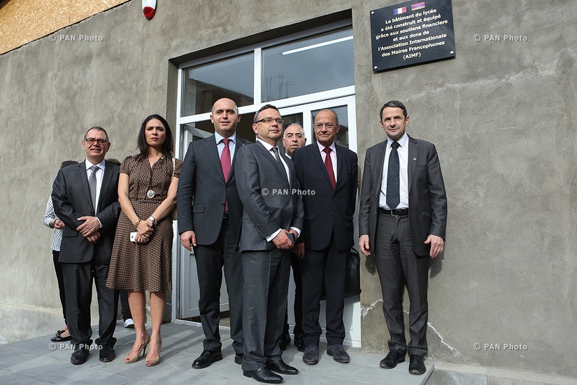 Открытия нового здания ереванской старшей школы № 119 им. Б. Жамкочяна