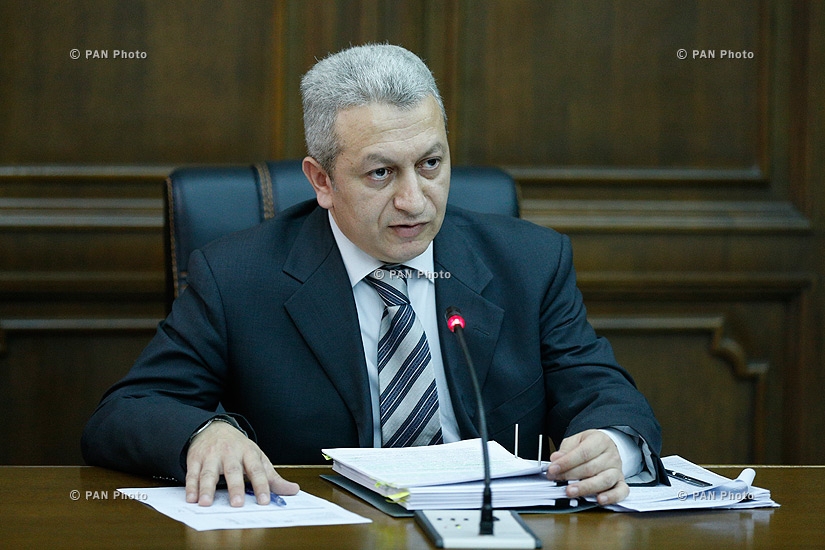 Обсуждения годового отчета «О выполнении государственного бюджета РА на 2014 год» в постоянных комиссиях парламента Армении