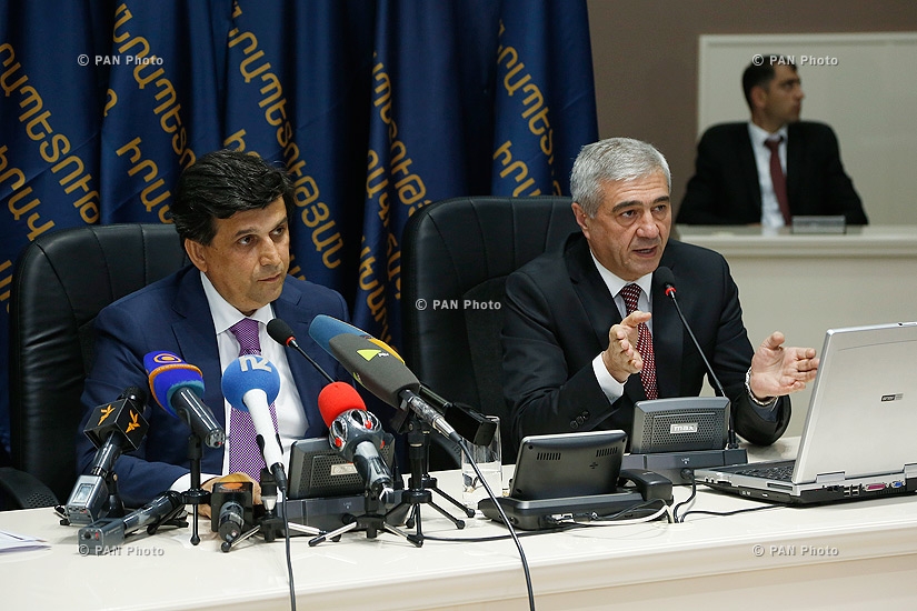 Встреча министра МЧС Армении Армена Ерицяна с губернаторами Армении